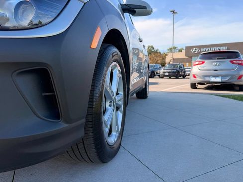 Used 2023 Hyundai Kona SEL FWD image 14