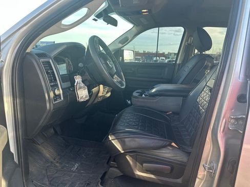 Used 2017 RAM 1500 Express AWD/4WD image 13