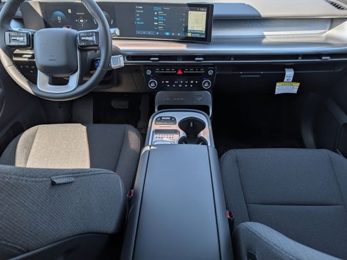 New 2026 Hyundai Ioniq 9 SE AWD/4WD image 9