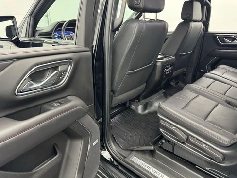 Used 2023 Chevrolet Suburban RST w/ Luxury Package AWD/4WD image 43