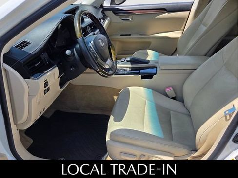 Used 2013 Lexus ES 350 w/ Luxury Pkg FWD image 5