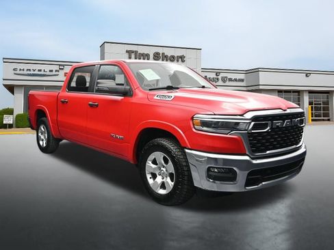 Used 2025 RAM 1500 Big Horn AWD/4WD image 7