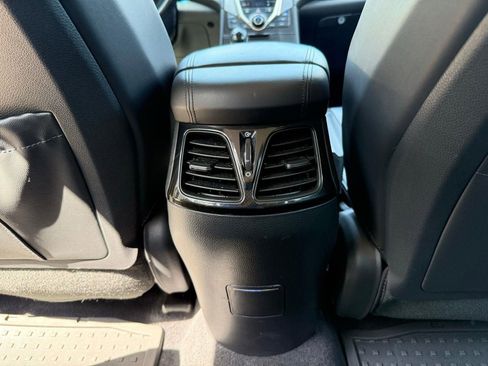 Used 2014 Hyundai Azera Limited w/ Option Group 02 FWD image 37