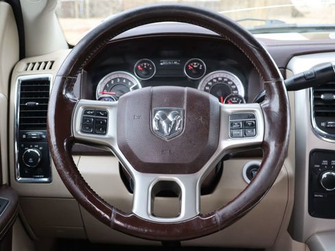 Used 2015 RAM 2500 Laramie w/ Cold Weather Group image 18