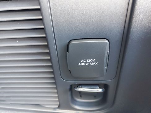 New 2026 Lincoln Navigator Black Label AWD/4WD image 32