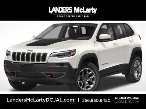Used 2019 Jeep Cherokee Trailhawk image 1
