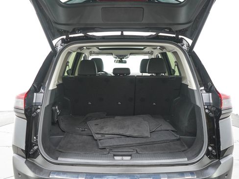 Used 2023 Nissan Rogue SV w/ SV Premium B Package AWD/4WD image 16