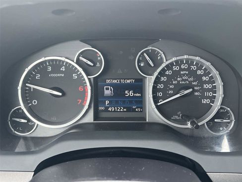 Used 2017 Toyota Tundra SR5 image 14