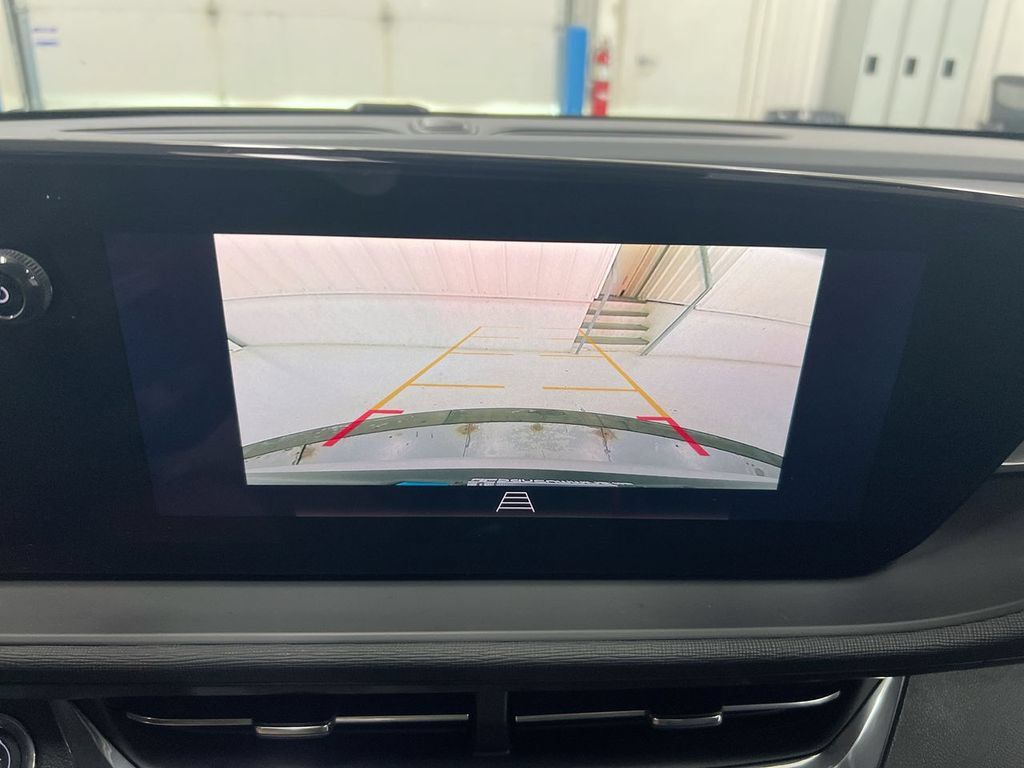 New 2026 Buick Envista Sport Touring w/ Convenience I Package FWD image 15