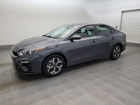 Used 2021 Kia Forte LXS FWD image 2