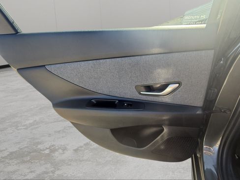 Used 2024 Hyundai Elantra Limited FWD image 28