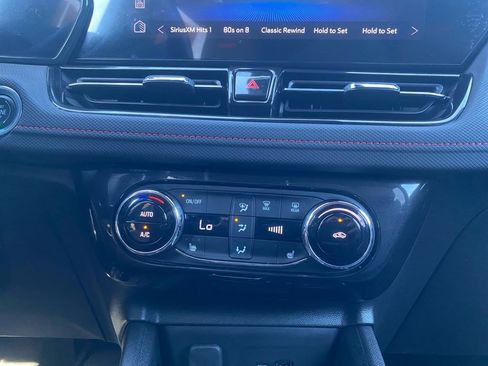 Used 2025 Chevrolet TrailBlazer RS w/ Convenience Package image 4