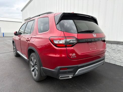 Used 2023 Honda Pilot Elite image 2