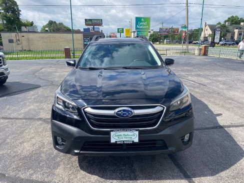 Used 2022 Subaru Outback Premium AWD/4WD image 4
