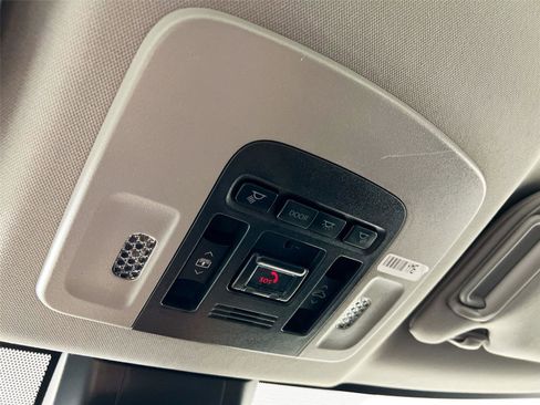 Used 2023 Toyota Camry XLE image 13