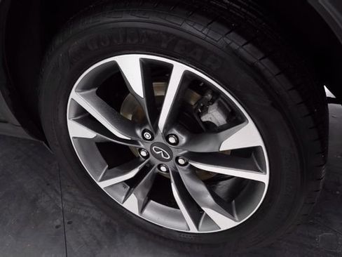 Used 2025 INFINITI QX60 Luxe image 9