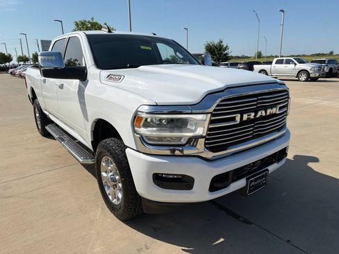 Used 2024 RAM 2500 Laramie AWD/4WD image 7