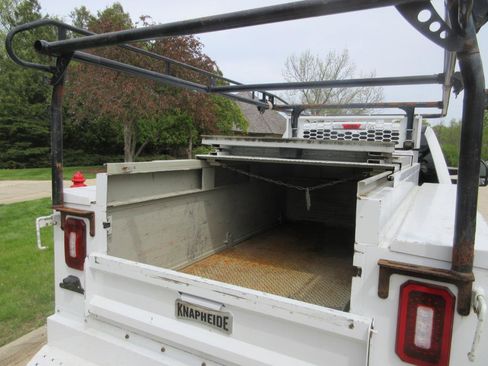 Used 2018 Ford F350 XL w/ Power Equipment Group RWD image 24