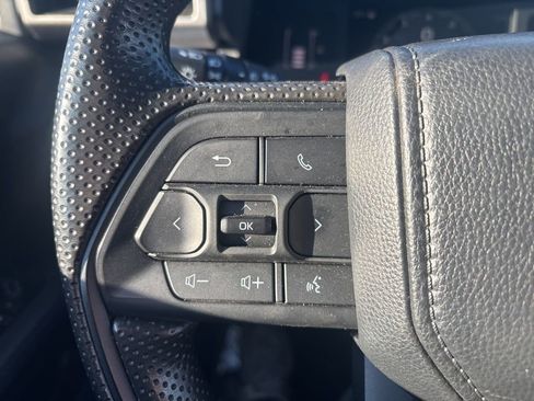 Used 2024 Toyota Tacoma SR5 image 17