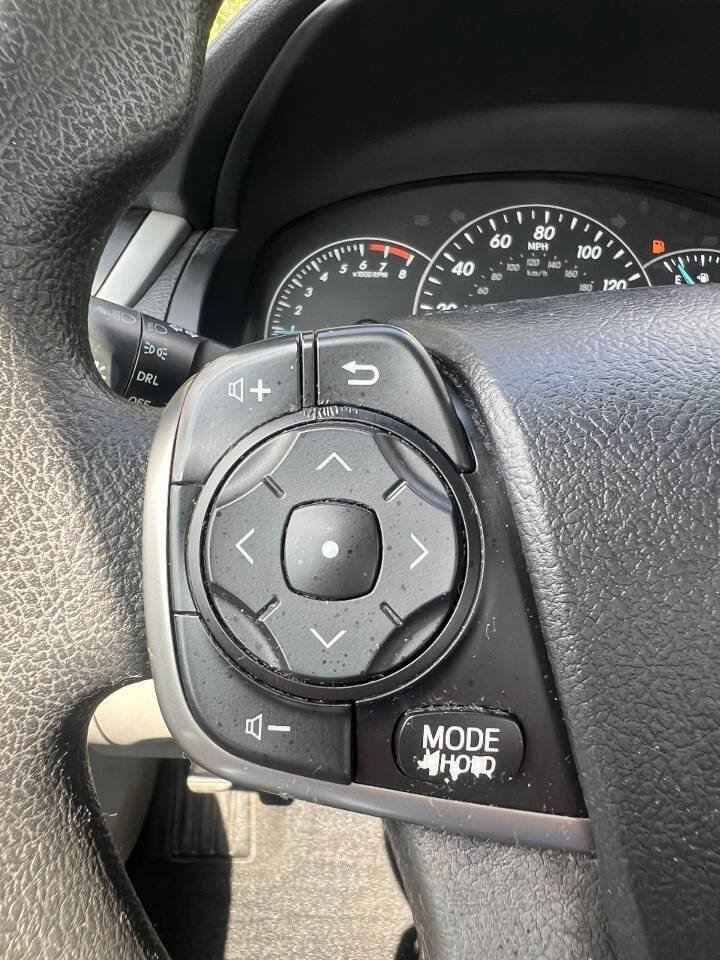 Used 2014 Toyota Camry FWD image 21