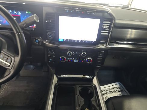 Used 2023 Ford F250 Lariat w/ Lariat Ultimate Package AWD/4WD image 11