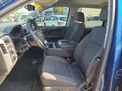 Used 2017 GMC Sierra 1500 SLE w/ SLE Value Package image 8