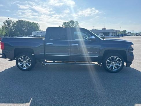 Used 2018 Chevrolet Silverado 1500 LTZ Z71 w/ Centennial Edition AWD/4WD image 6