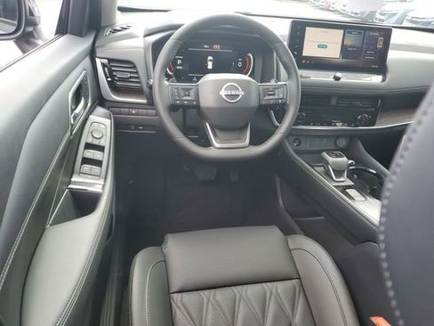 New 2026 Nissan Rogue Platinum AWD/4WD image 14
