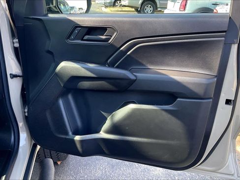 Used 2024 Chevrolet Colorado Trail Boss w/ Advanced Trailering Package image 26