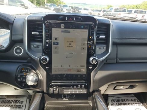 Used 2023 RAM 1500 Laramie AWD/4WD image 21