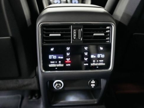 Used 2023 Porsche Cayenne GTS image 32