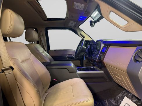 Used 2015 Ford F350 Lariat w/ Lariat Ultimate Package AWD/4WD image 24