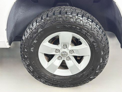 Used 2016 RAM 1500 Classic SLT AWD/4WD image 33