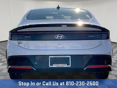 New 2026 Hyundai Sonata SEL image 4