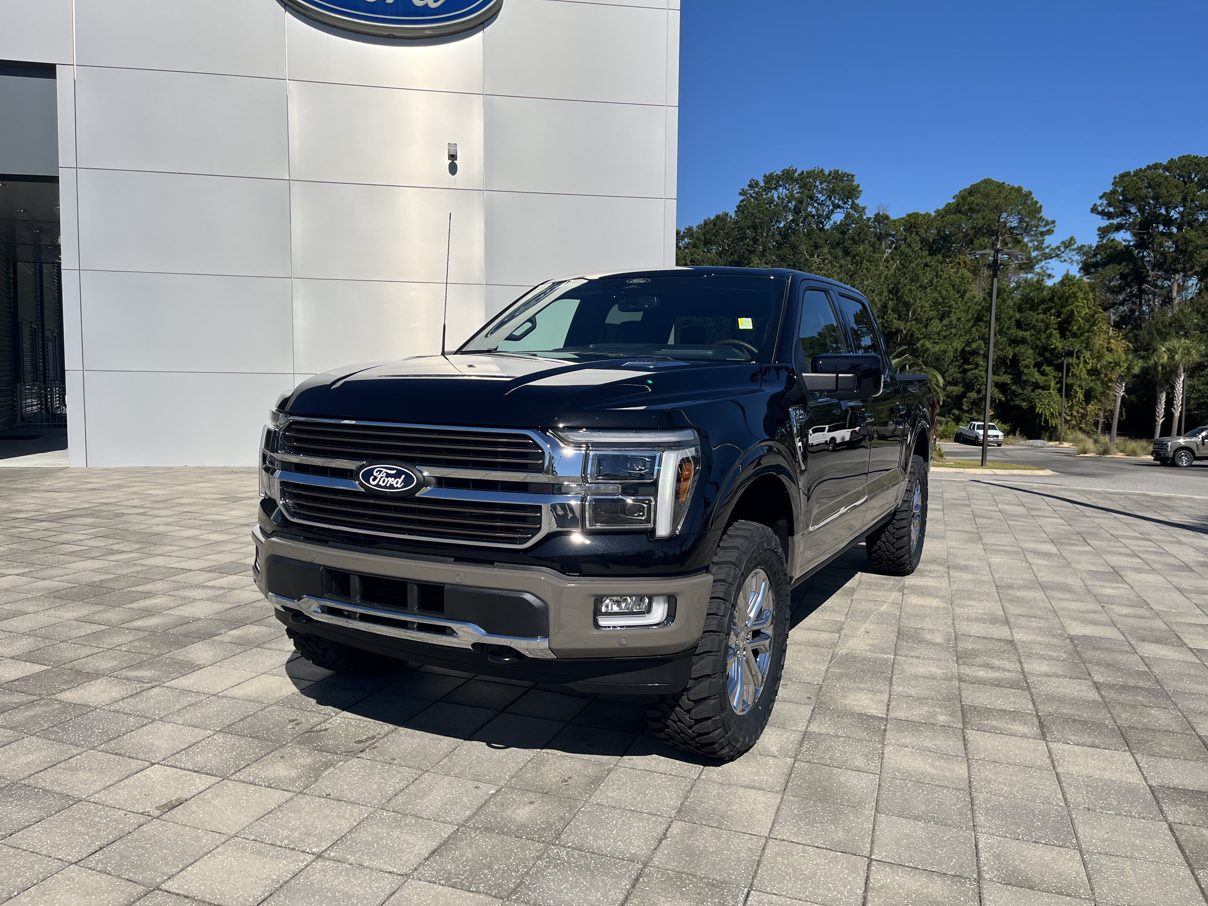 New 2026 Ford F150 King Ranch w/ Equipment Group 601A High AWD/4WD image 2