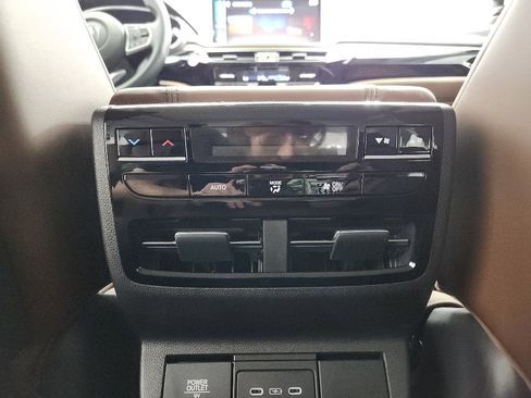 Used 2026 Acura MDX FWD w/ Technology Package image 34