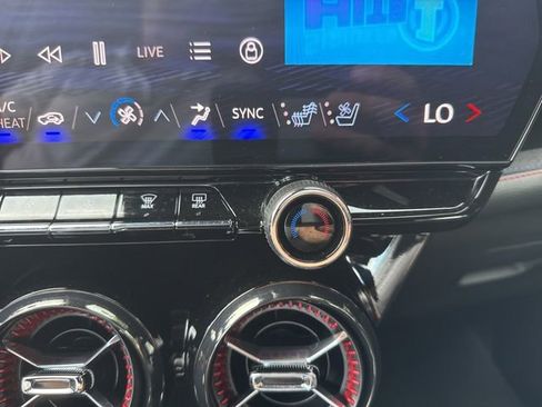 Used 2025 Chevrolet Blazer EV RS image 23