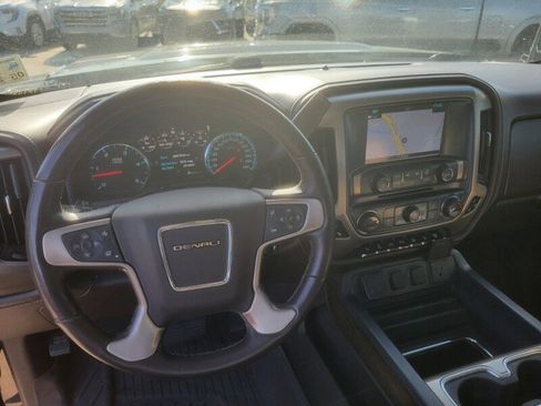 Used 2019 GMC Sierra 2500 Denali w/ Duramax Plus Package image 11