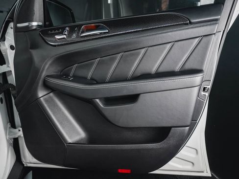 Used 2018 Mercedes-Benz GLE 63 AMG S image 60