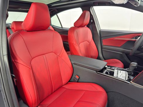 Used 2025 Toyota Camry XSE image 37