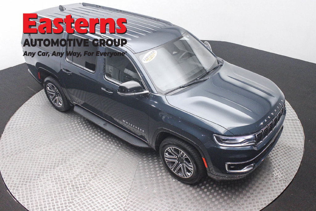 Used 2024 Jeep Wagoneer L Series II w/ Flexible Seating Group RWD image 5