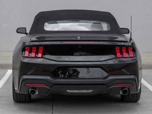 Used 2025 Ford Mustang GT Premium RWD image 8
