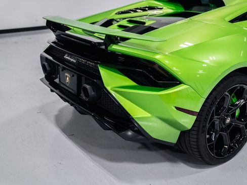 Used 2023 Lamborghini Huracan Tecnica RWD image 25