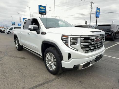 Used 2023 GMC Sierra 1500 Denali image 2