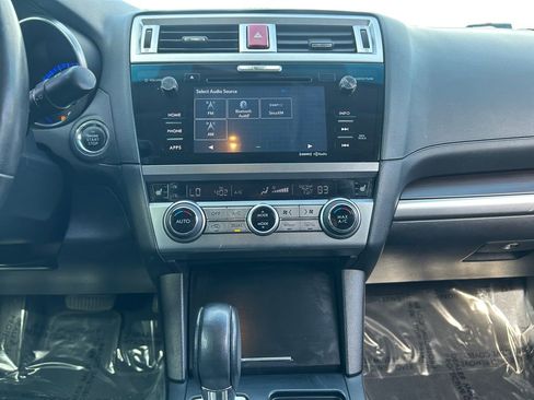 Used 2017 Subaru Legacy 2.5i Limited AWD/4WD image 13