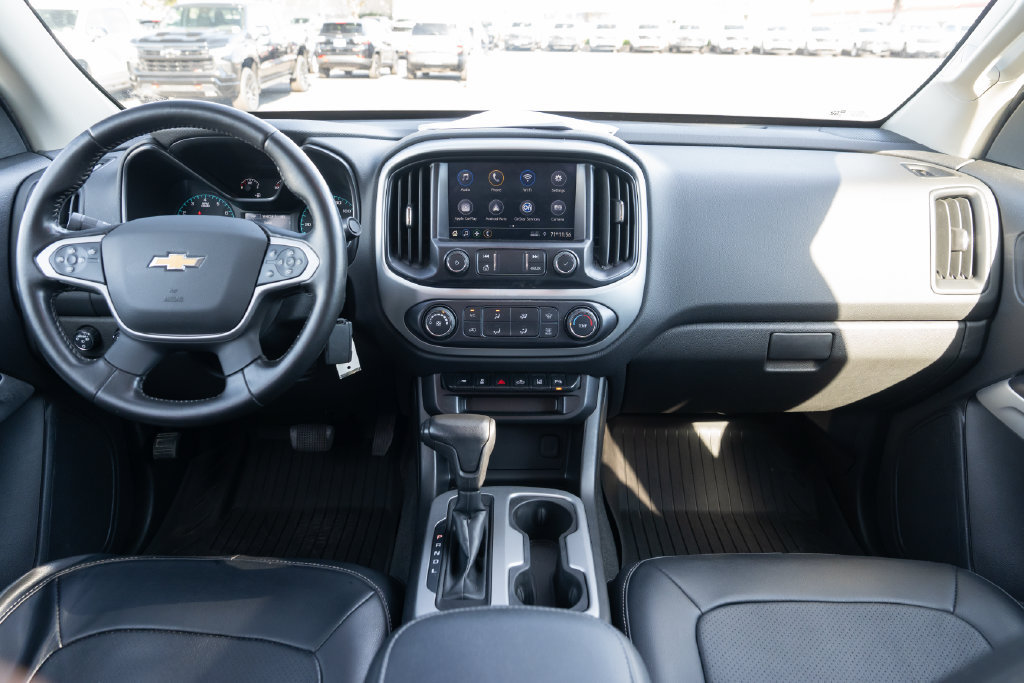 Used 2021 Chevrolet Colorado LT w/ Safety Package AWD/4WD image 9