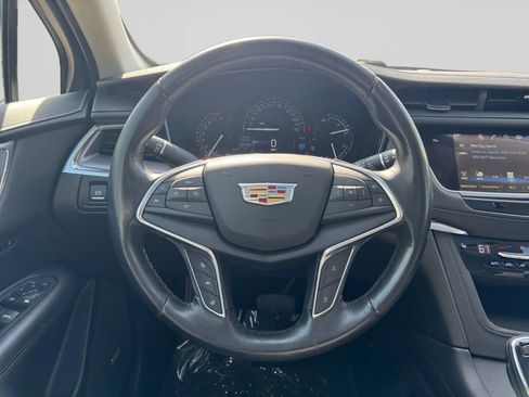 Used 2019 Cadillac XT5 Luxury FWD image 22