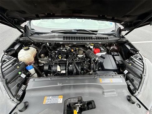 Used 2019 Ford Edge Titanium w/ Equipment Group 301A image 41