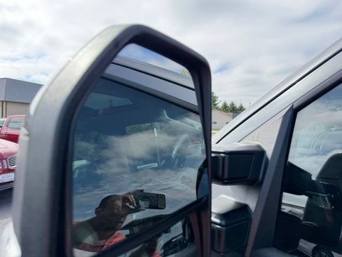 Used 2024 Ford F250 Lariat w/ Lariat Ultimate Package AWD/4WD image 23