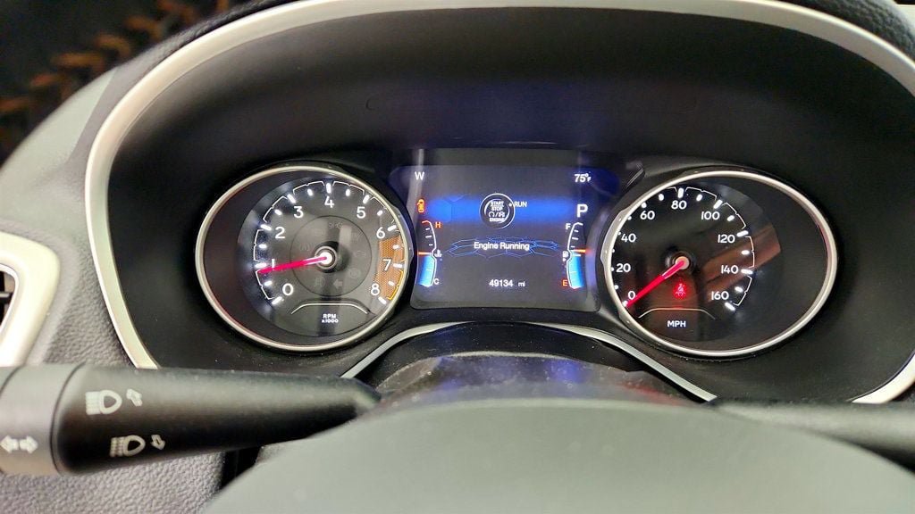 Used 2020 Jeep Compass Latitude w/ Popular Equipment Group AWD/4WD image 14